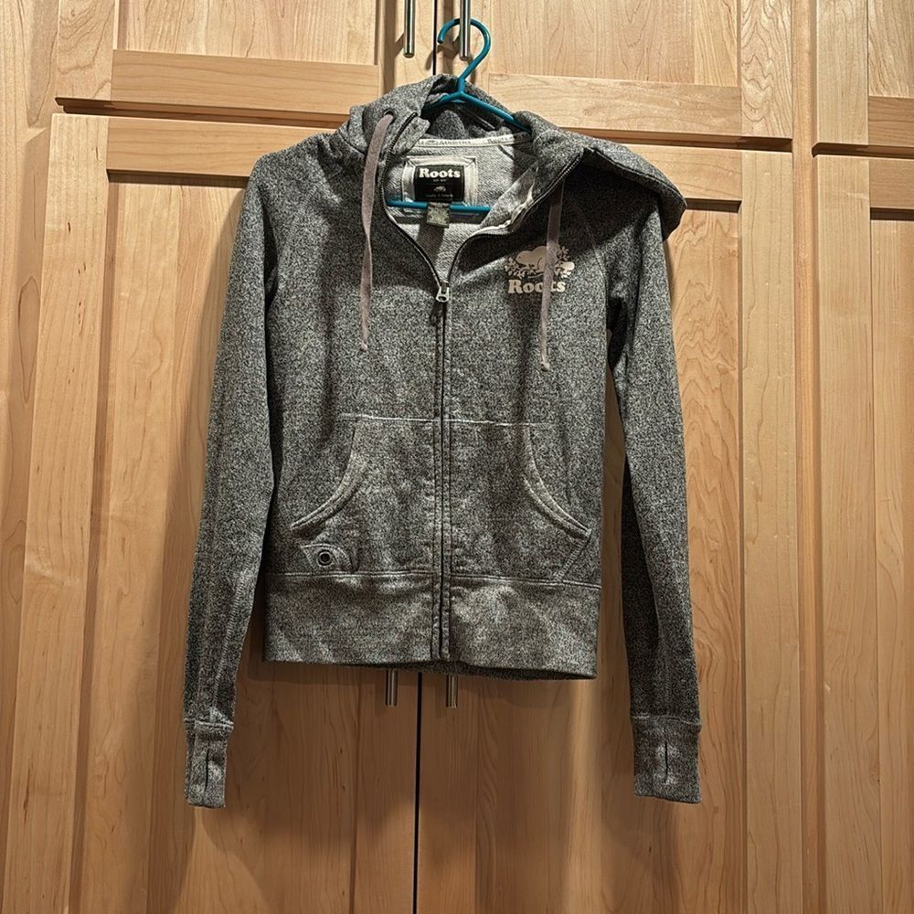 ROOTS Salt and pepper zip up sweater
